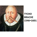 tycho.jpg<>Danski astronom Tycho Brache je nadaljeval Kopernikovo znanstveno revolucijo. Leta 1572 je v ozvezdju Kasiopeje zažarela nova zvezda s tako močnim sijem, da so jo nekaj mesecev lahko opazovali celo podnevi. Njen pojav in kasnejše izginotje je ovrgel do tedaj veljavno tezo o nespremenljivosti zvezd in neba. Brache je pojave na nebu natančno opazoval, jih skrbno zapisoval in tudi meril. Tako je ugotovil, da se komet giblje po sploščeni elipsi.